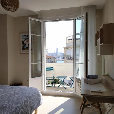 Superbe T3 Climatise - Centre Historique - Vue Port De Plaisance - Balcon - Wifi - 5e Avec Ascenseur דירה טולון