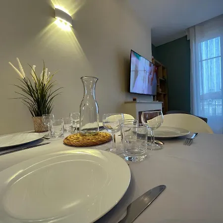 Superbe T3 Climatise - Centre Historique - Vue Port De Plaisance - Balcon - Wifi - 5e Avec Ascenseur * טולון