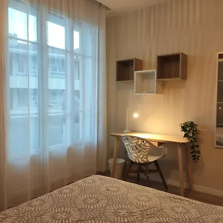 Superbe T3 Climatise - Centre Historique - Vue Port De Plaisance - Balcon - Wifi - 5e Avec Ascenseur טולון