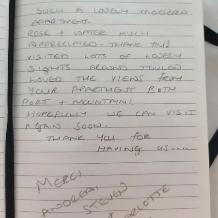 Superbe T3 Climatise - Centre Historique - Vue Port De Plaisance - Balcon - Wifi - 5e Avec Ascenseur * טולון